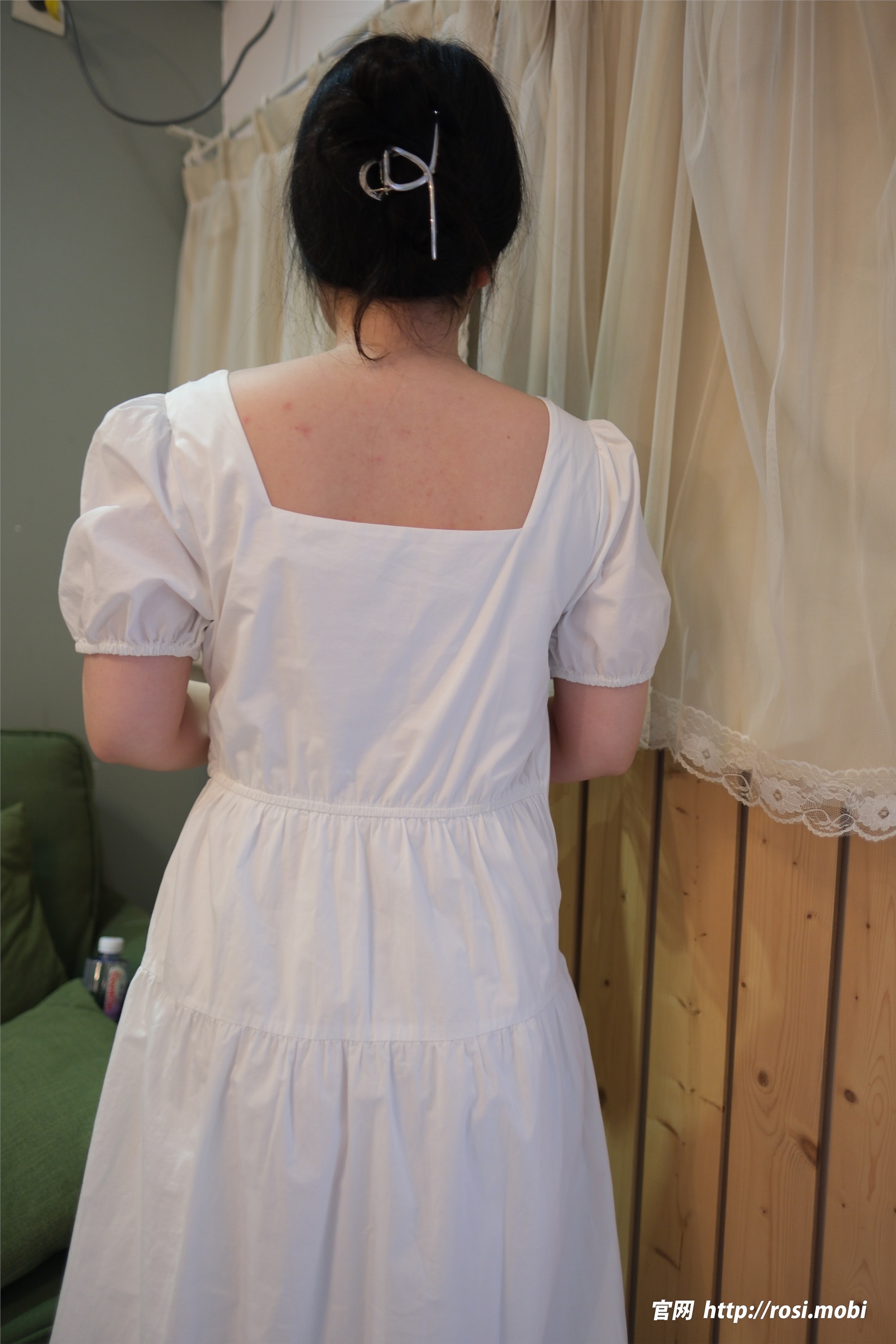 ROSI写真 2025.01.02 NO.4777